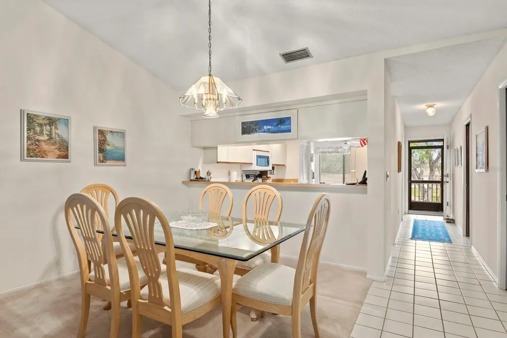 5729 Avista Drive Sarasota FL 34243