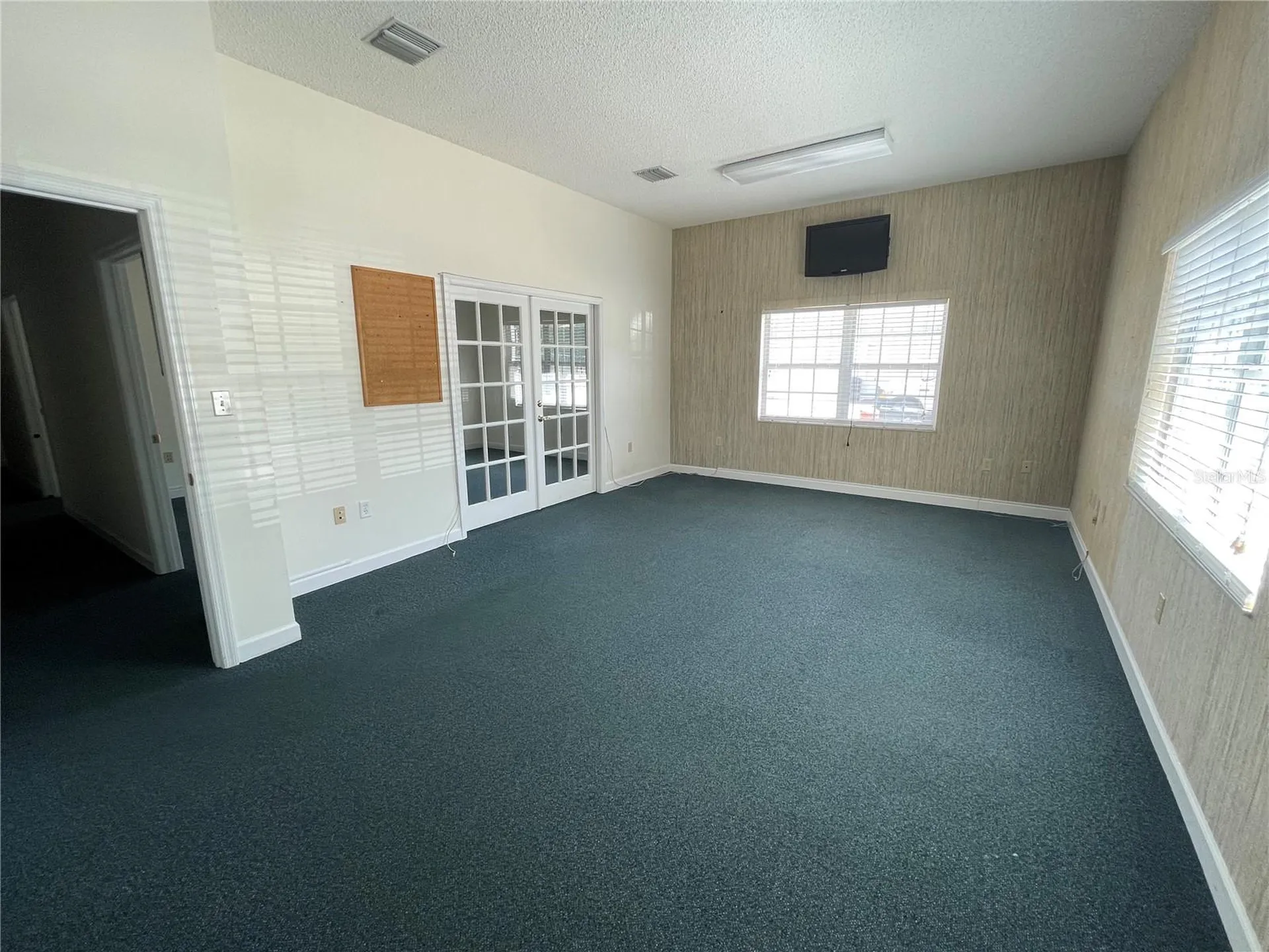 18610 Us Highway 441 Mount Dora FL 32757