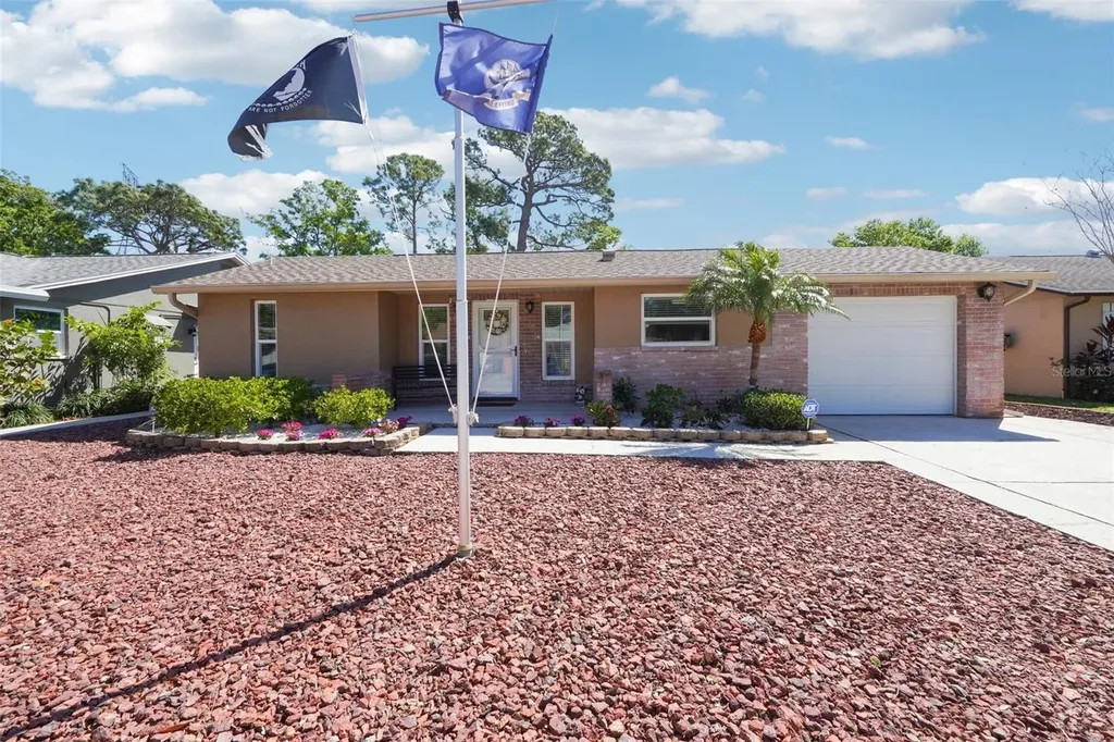 2033 Whitney Drive Clearwater FL 33760
