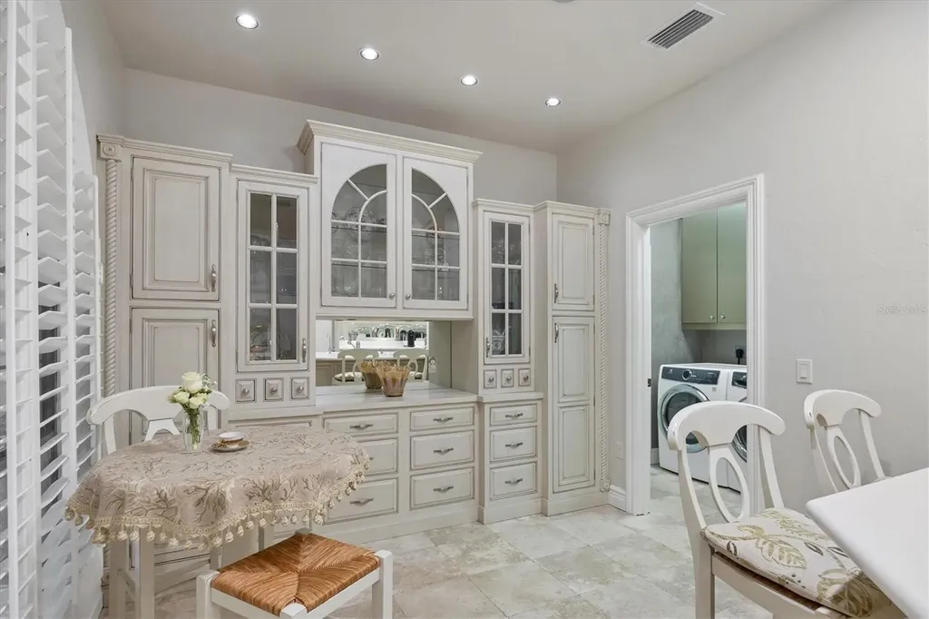 7261 Villa D Este Drive Sarasota FL 34238