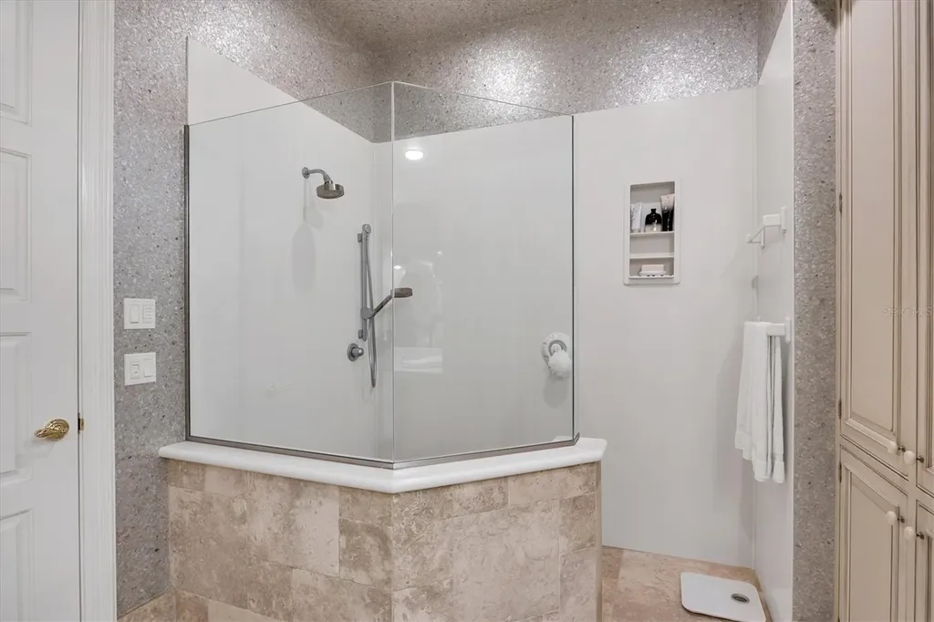 7261 Villa D Este Drive Sarasota FL 34238