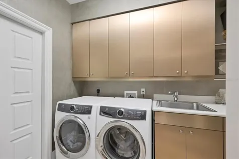 7261 Villa D Este Drive Sarasota FL 34238