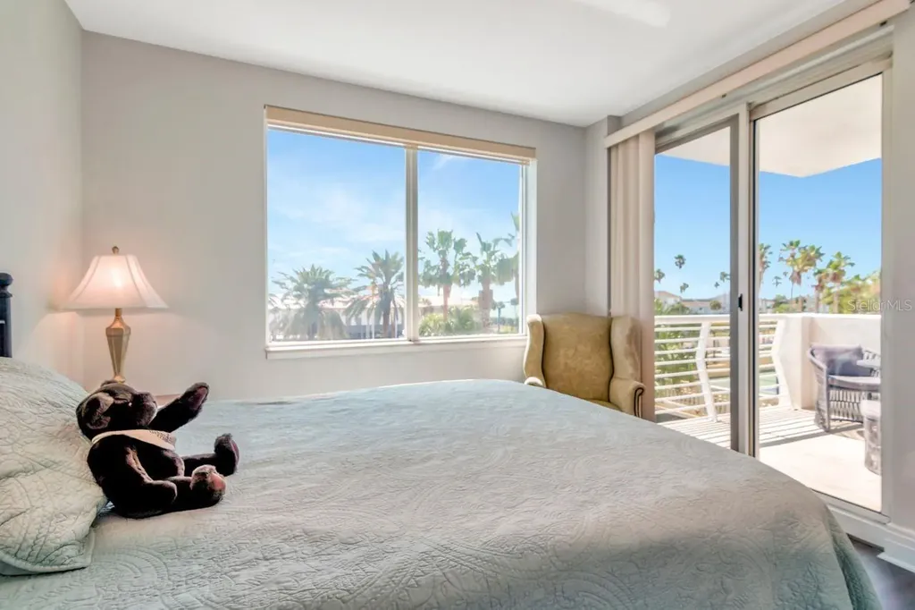 1350 Gulf Boulevard Clearwater Beach FL 33767
