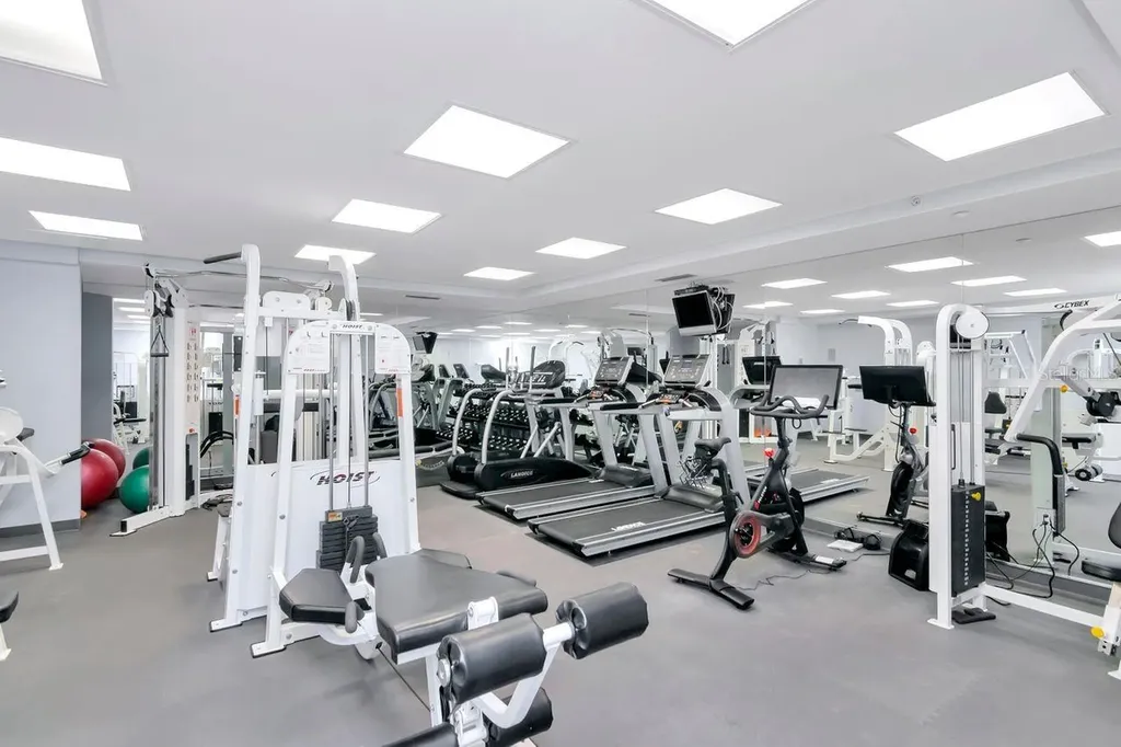 1350 Gulf Boulevard Clearwater Beach FL 33767
