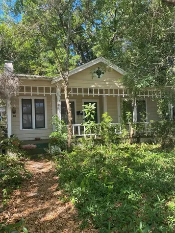 15 W Vanderbilt Street Orlando FL 32804