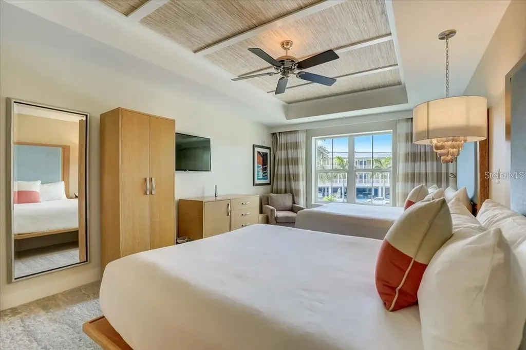 5325 Marina Drive Holmes Beach FL 34217