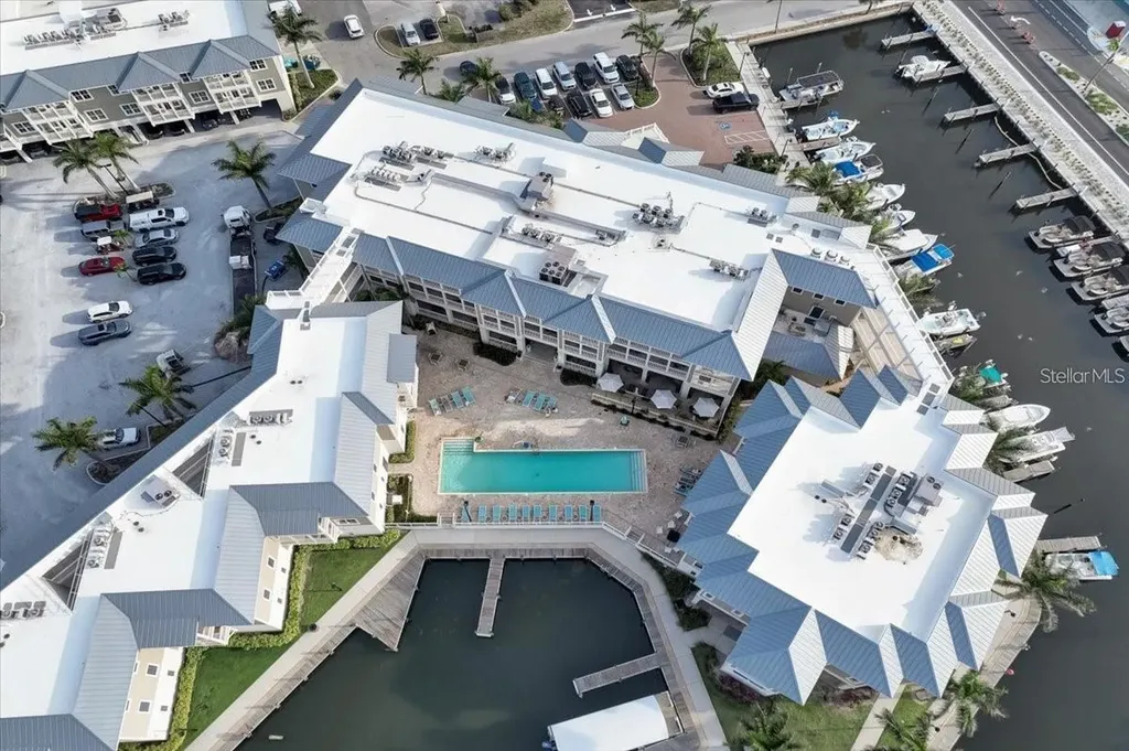 5325 Marina Drive Holmes Beach FL 34217