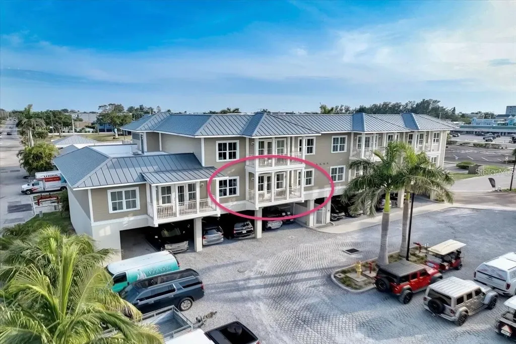 5325 Marina Drive Holmes Beach FL 34217