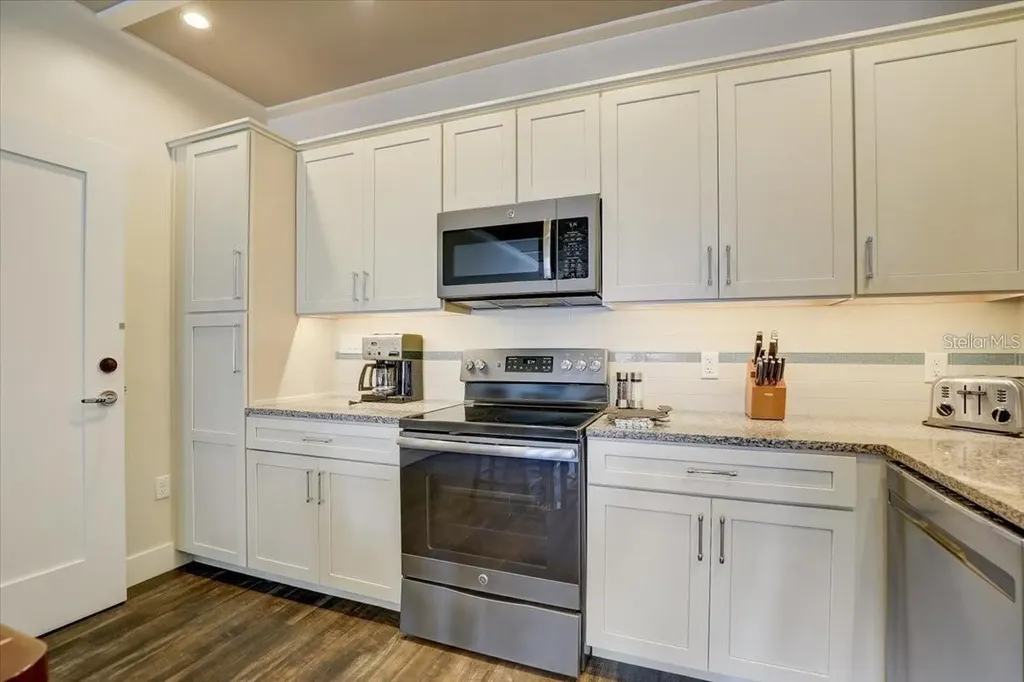 5325 Marina Drive Holmes Beach FL 34217