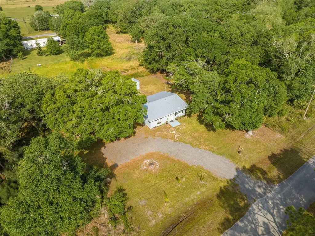 150 N Post Office Road Kenansville FL 34739