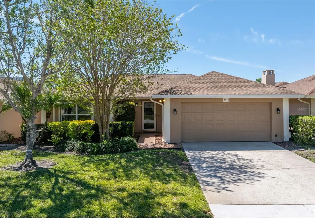 2312 Heron Circle Clearwater FL 33762
