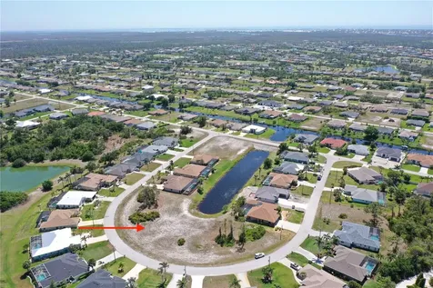 13 Medalist Way Rotonda West FL 33947
