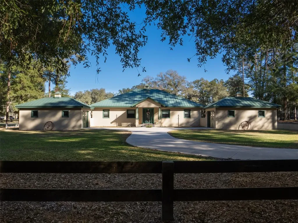 3 Carry Back Road Ocala FL 34482