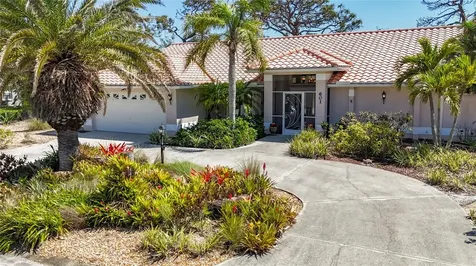 601 Pineneedle Lane Englewood FL 34223