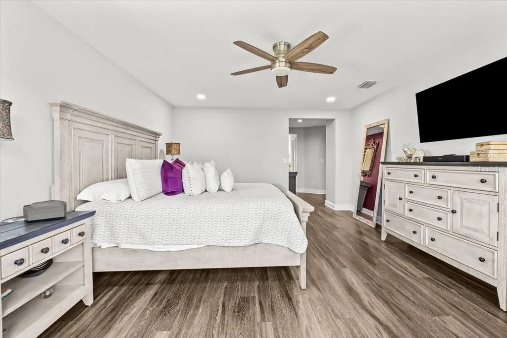 5809 Alabaster Stone Lane Apollo Beach FL 33572