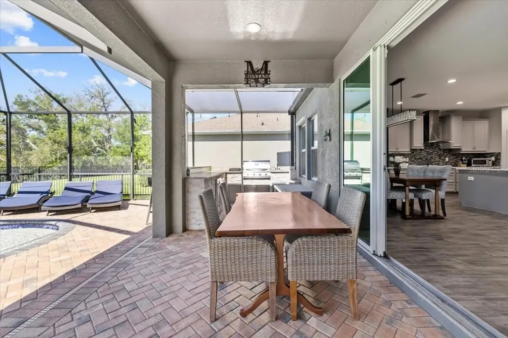 5809 Alabaster Stone Lane Apollo Beach FL 33572