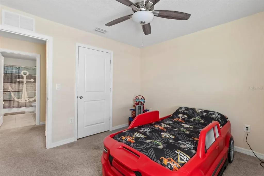 36541 Night Strawberry Court Dade City FL 33525