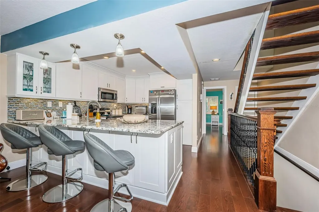 2515 Bay Boulevard Indian Rocks Beach FL 33785