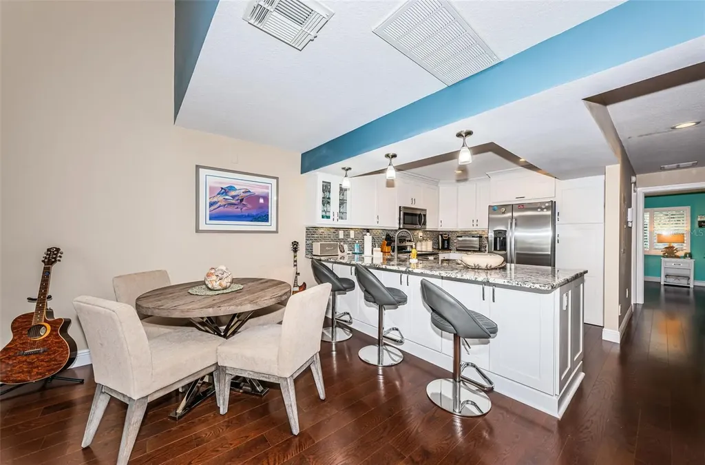 2515 Bay Boulevard Indian Rocks Beach FL 33785