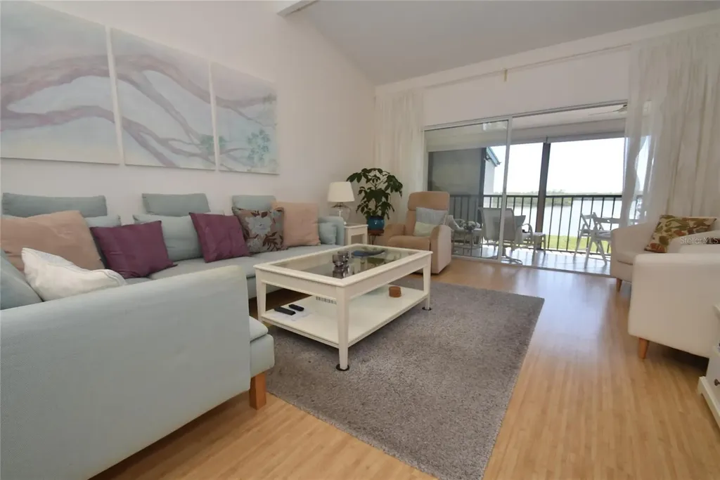 1512 Pelican Point Drive Sarasota FL 34231