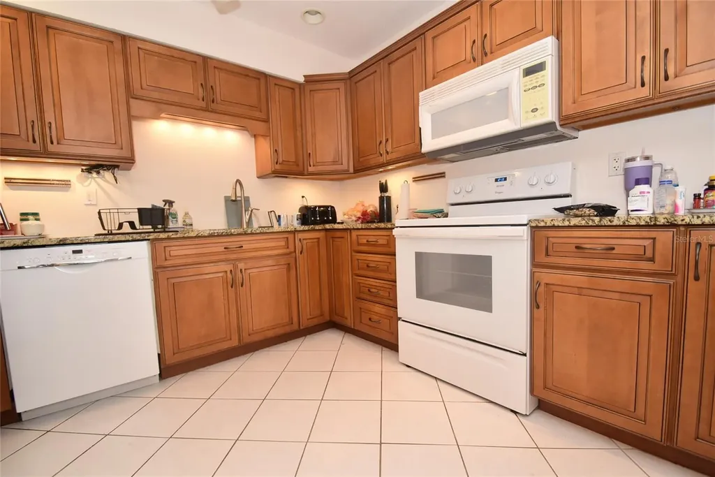 1512 Pelican Point Drive Sarasota FL 34231