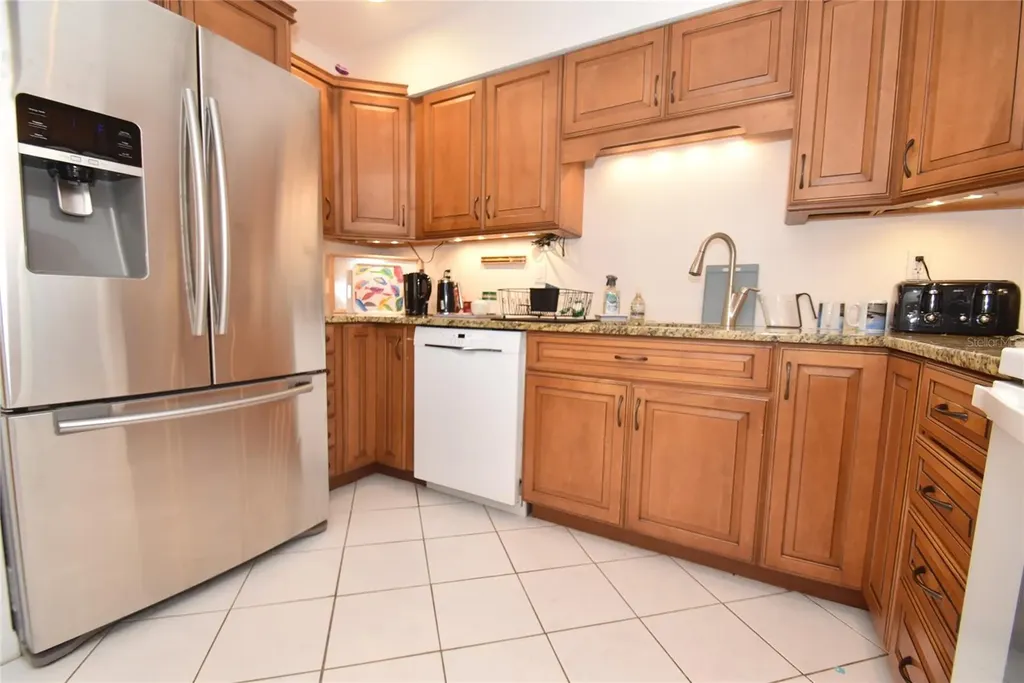 1512 Pelican Point Drive Sarasota FL 34231