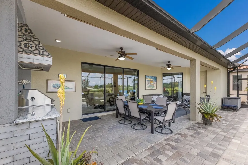 5917 Cessna Run Lakewood Ranch FL 34211