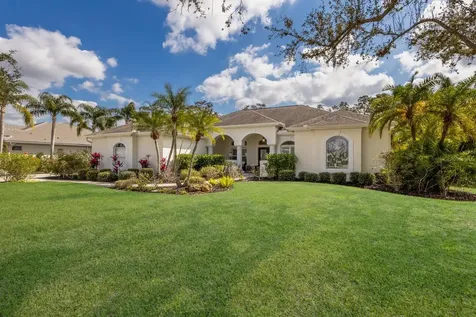 10159 Cherry Hills Avenue Circle Bradenton FL 34202
