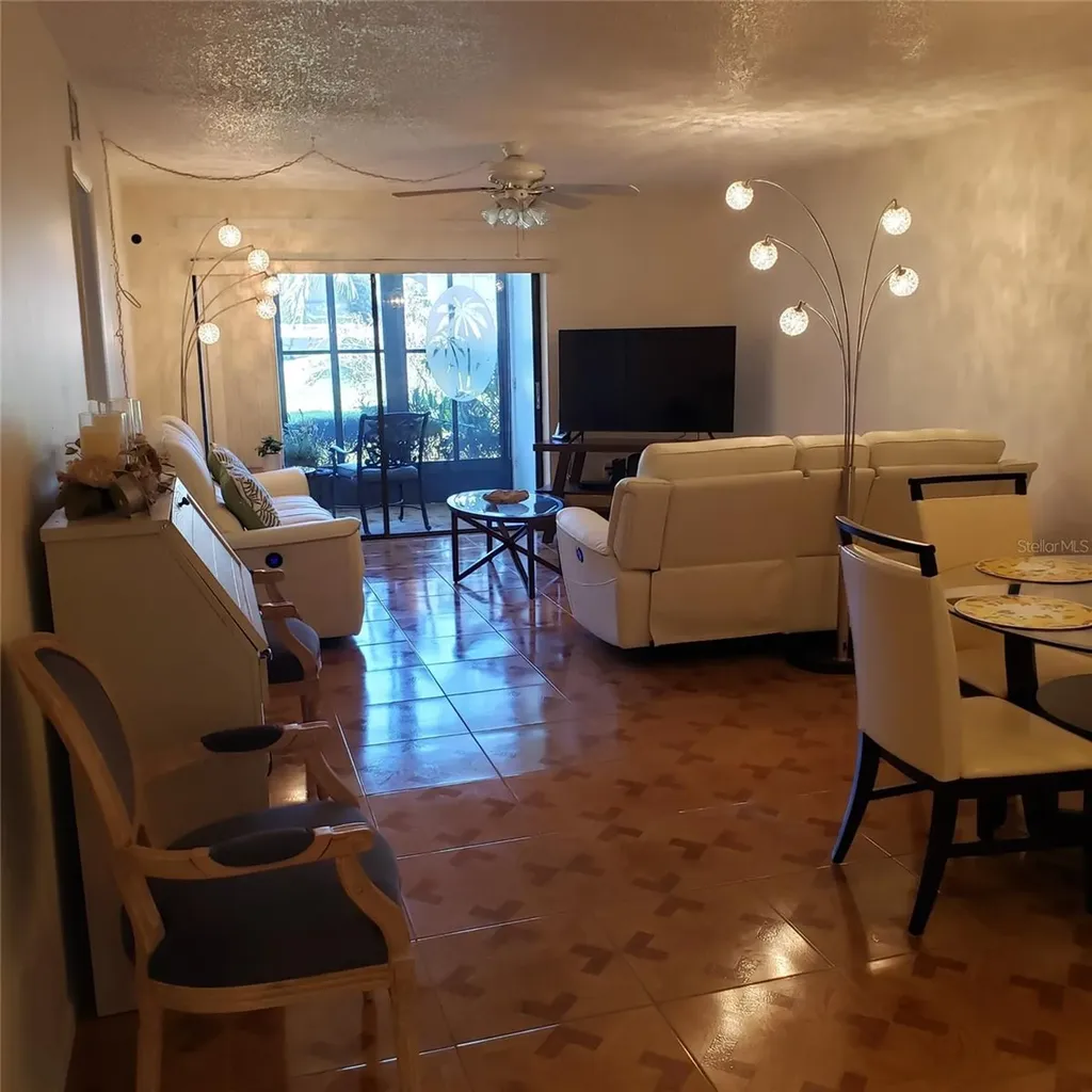 113 Nina Way Oldsmar FL 34677