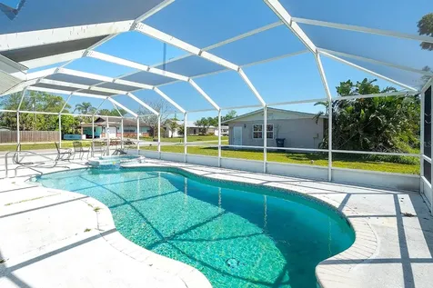 4404 5th Avenue W Palmetto FL 34221