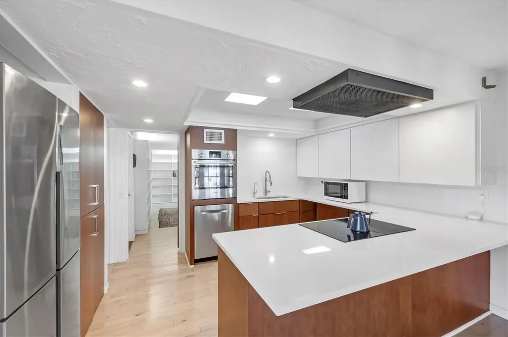 448 58th Street Sarasota FL 34243