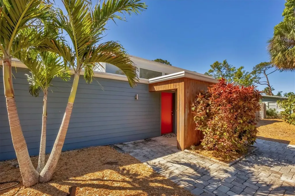 448 58th Street Sarasota FL 34243