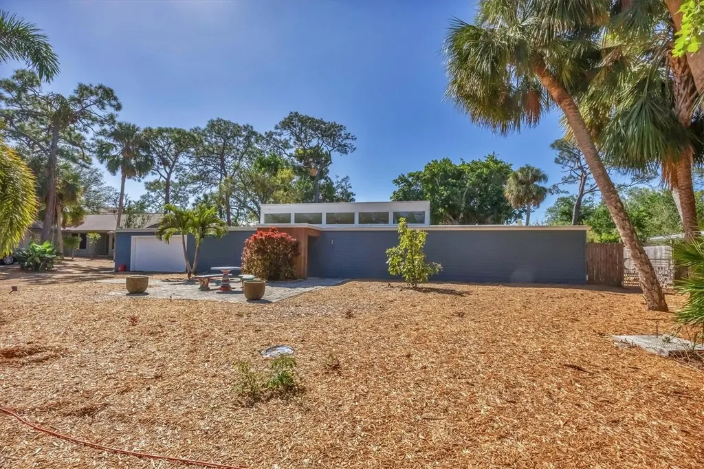 448 58th Street Sarasota FL 34243