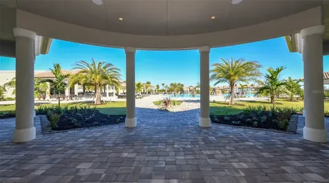 5624 Palmer Circle Bradenton FL 34211