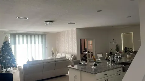 5014 Royal Point Avenue Kissimmee FL 34746