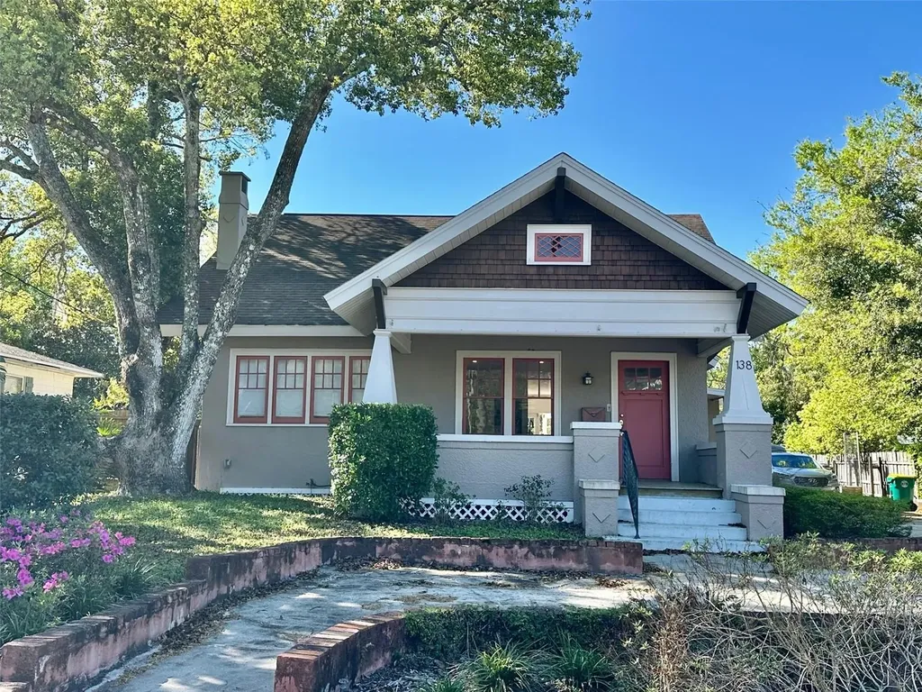 138 W Stetson Avenue Deland FL 32720