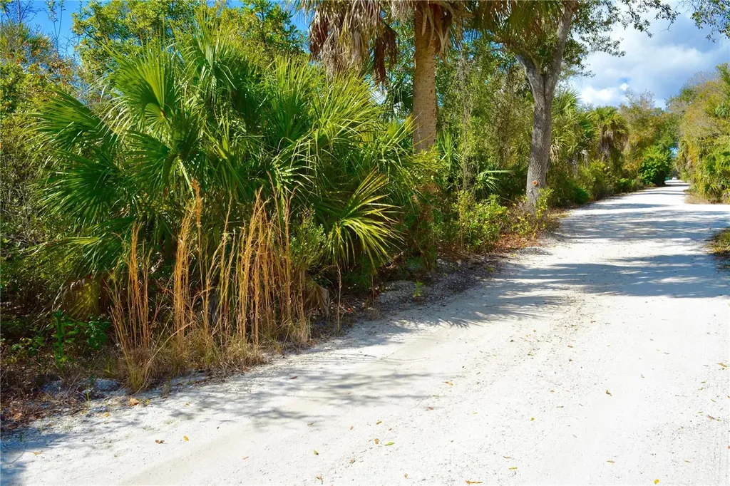 27195 Lowry Avenue Punta Gorda FL 33983