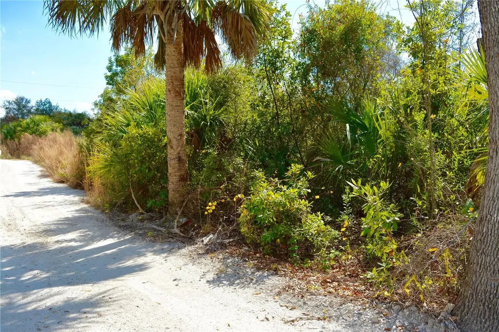27195 Lowry Avenue Punta Gorda FL 33983