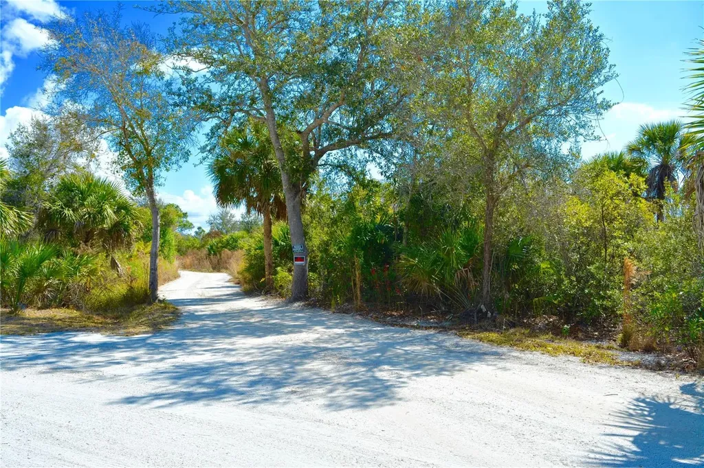 27195 Lowry Avenue Punta Gorda FL 33983