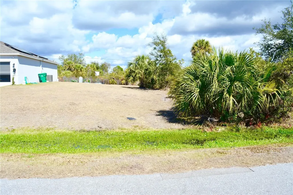 27195 Lowry Avenue Punta Gorda FL 33983