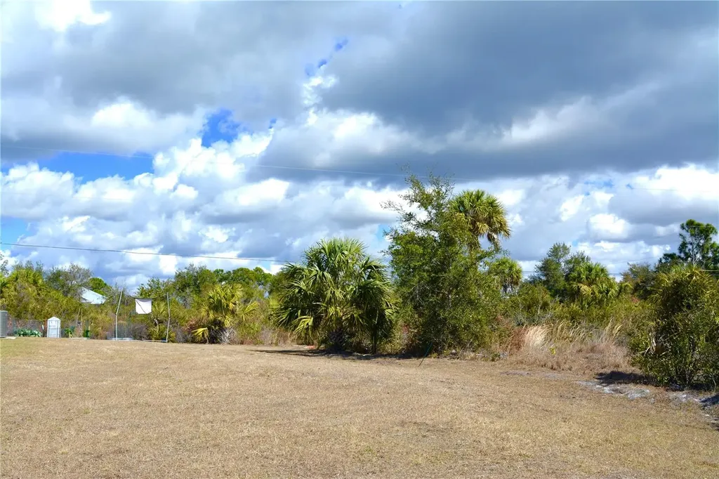 27195 Lowry Avenue Punta Gorda FL 33983