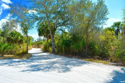 27195 Lowry Avenue Punta Gorda FL 33983
