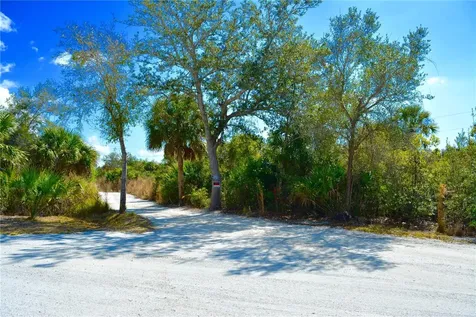 27195 Lowry Avenue Punta Gorda FL 33983