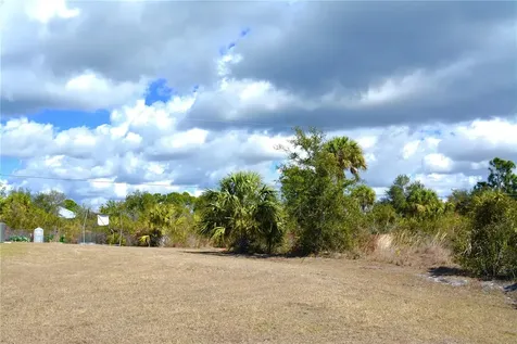 27195 Lowry Avenue Punta Gorda FL 33983