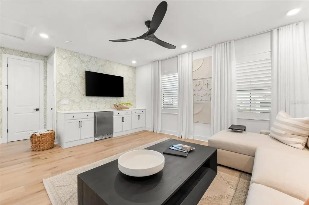 8163 Redonda Loop Lakewood Ranch FL 34202
