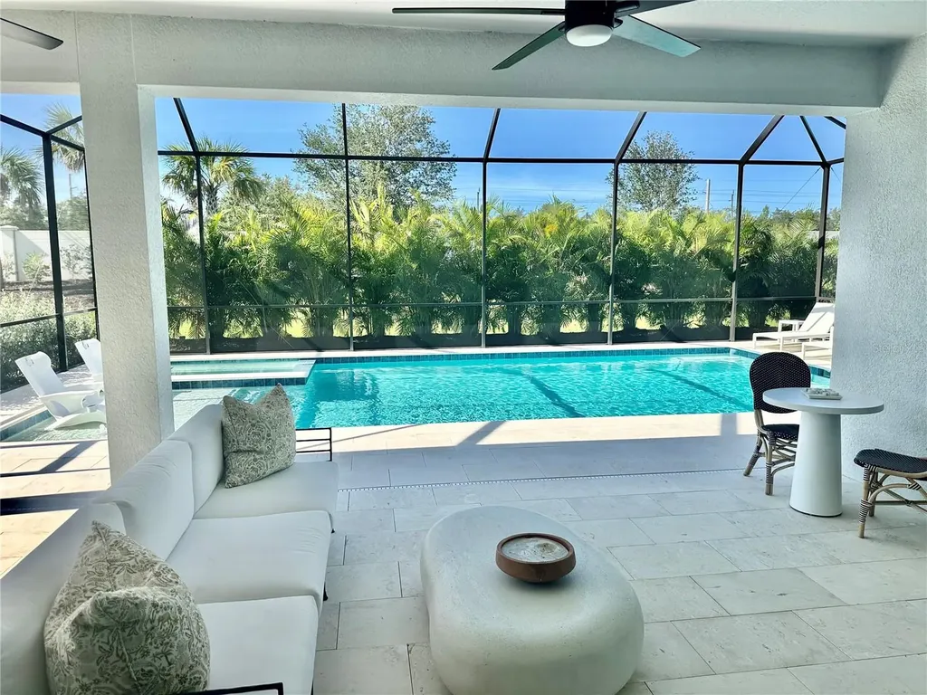 8163 Redonda Loop Lakewood Ranch FL 34202