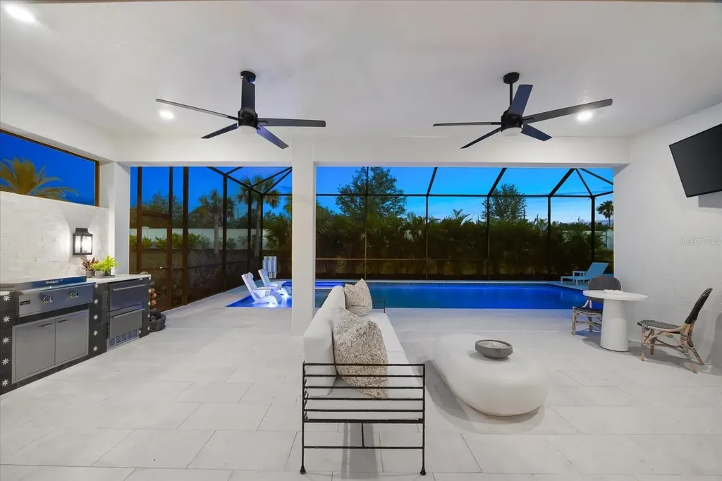 8163 Redonda Loop Lakewood Ranch FL 34202