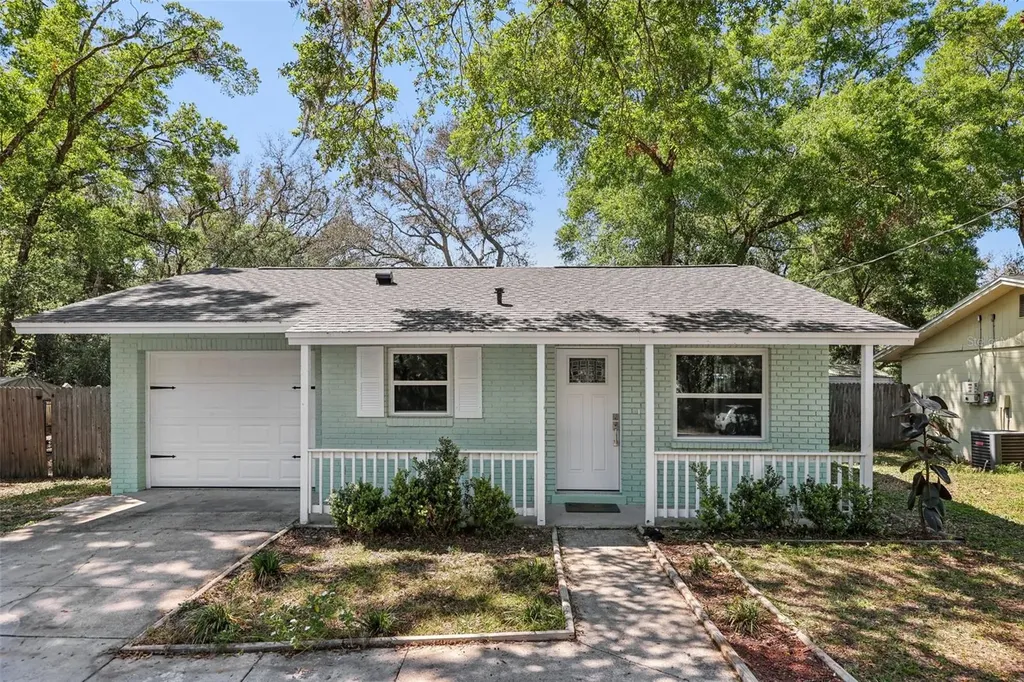 670 S Blue Lake Avenue Deland FL 32724