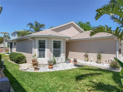 5441 Sea Leopard Street Tavares FL 32778