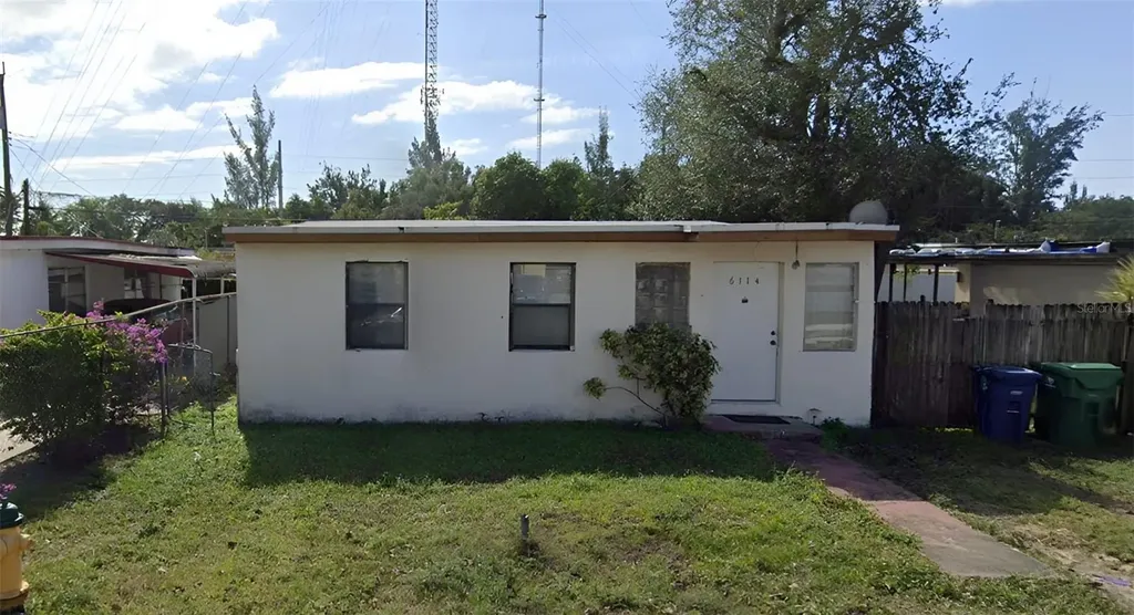 6114 SW 40th Court Miramar FL 33023
